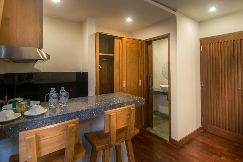 Delu Villas & Suite Kerobokan  Luaran gambar
